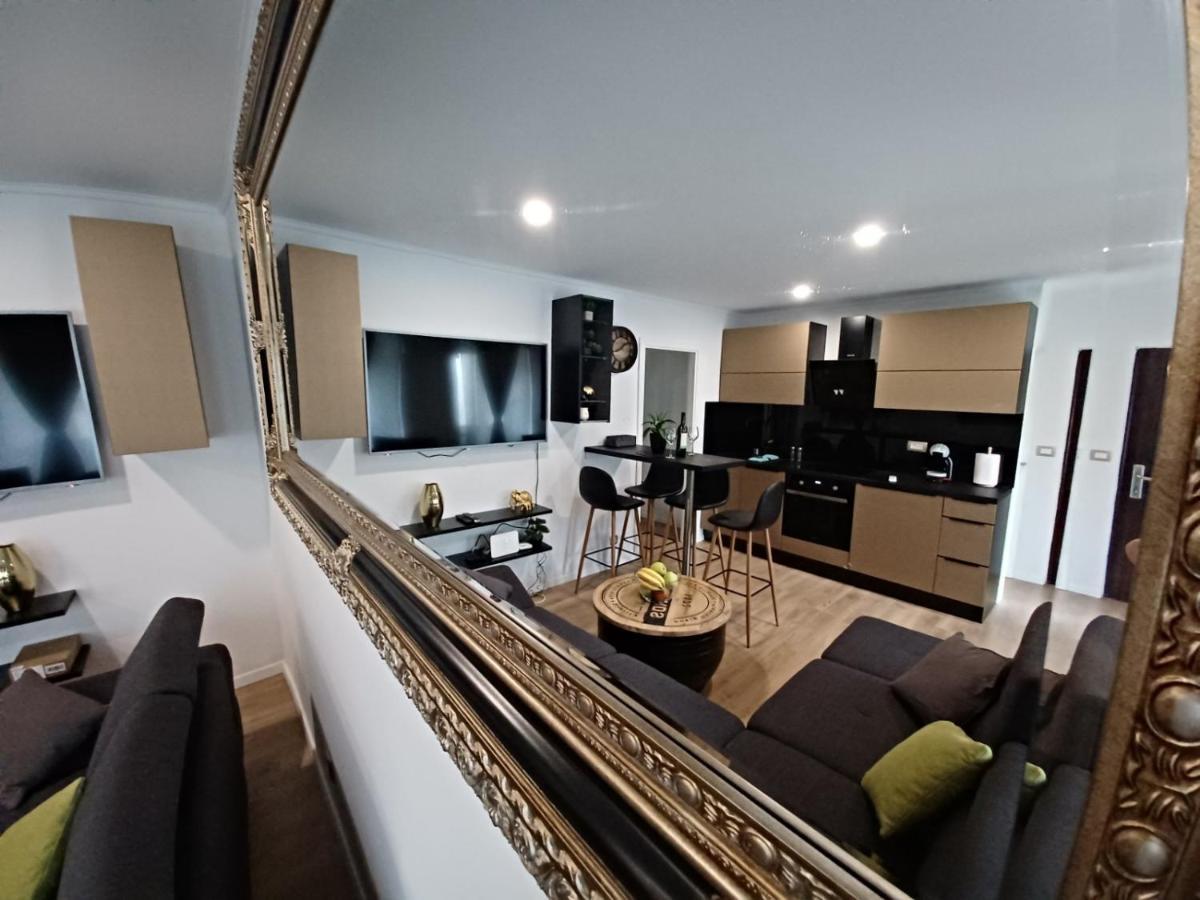 In The Centar Of Rijeka Apartment Ngoại thất bức ảnh