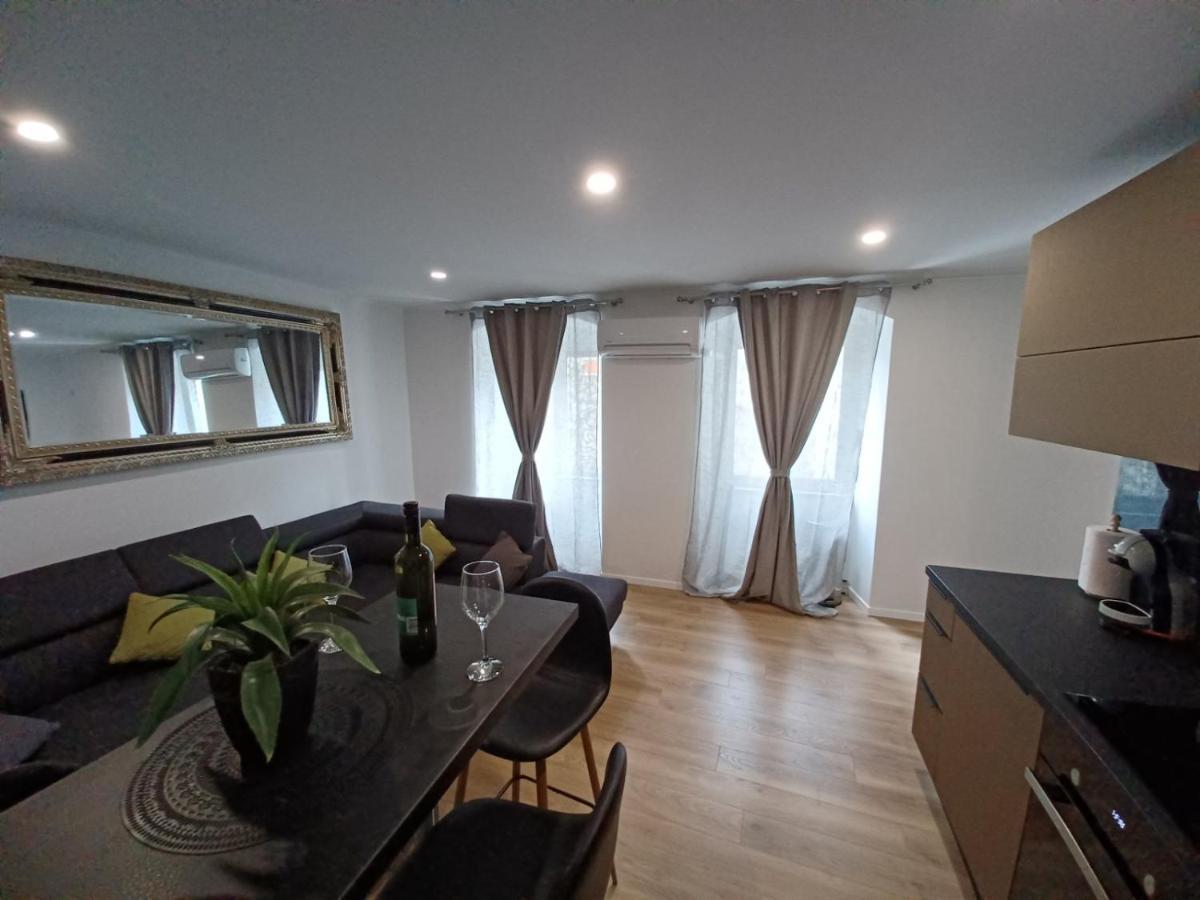 In The Centar Of Rijeka Apartment Ngoại thất bức ảnh